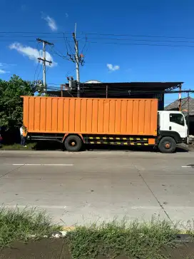 ISUZU GIGA FVR 34 S 240PS BOX