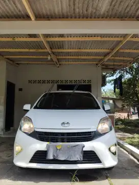 DIJUAL CEPAT TOYOTA AGYA 1.0 A/T TRD