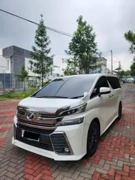 Toyota Vellfire ZG 2.5 A/T 2016