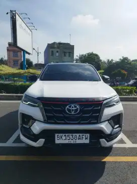 Toyota Fortuner Vrz A/T diesel thn 2021