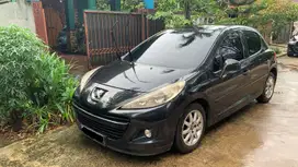 Peugeot 207 2010 Bensin