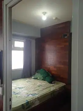 GREEN PRAMUKA TOWER SCARLET 2 BR FURNISH TAHUNAN