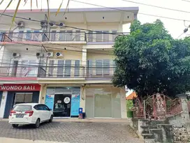 Di sewakan ruko di Jl Raya Semer, Kerobokan