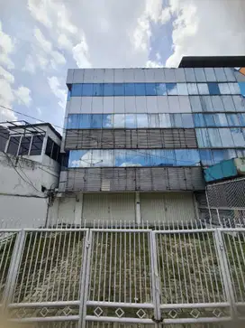 RUKO GANDENG 4 LANTAI JALAN PANJANG KEBON JERUK PARKIR LUAS