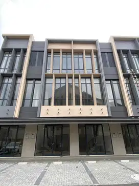 Brand New Ruko Gandeng Northridge Strategis di Jalan Raya Utama BSD