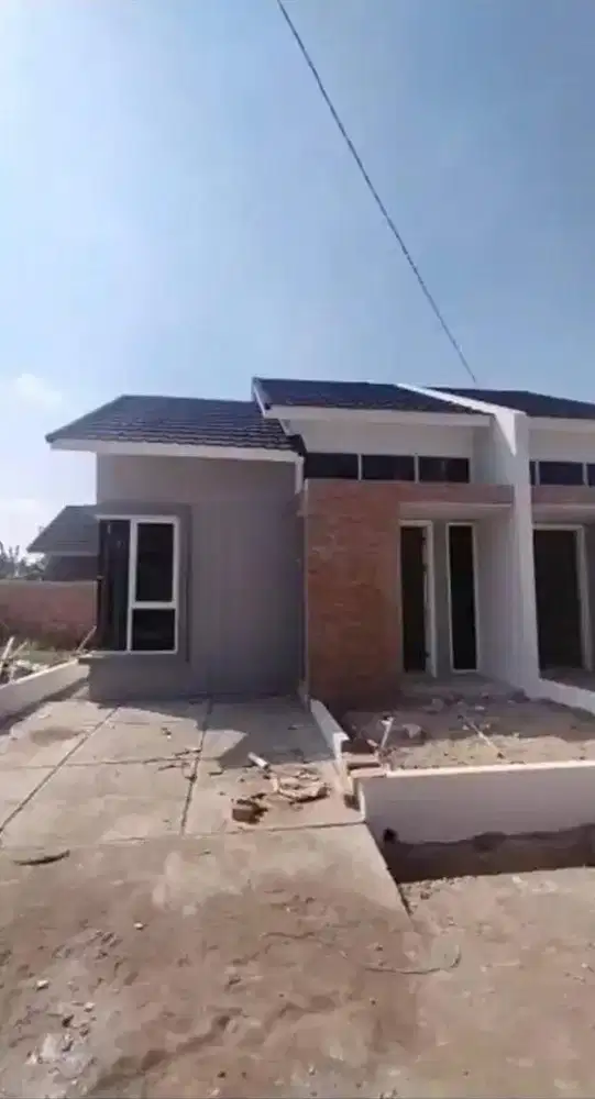 Rumah Di Jual - Perumahan Center Park PLG