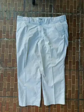 Celana chino size 39