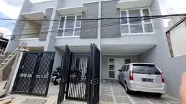 Brand New Rumah 3Lt 8x20 4+1KT SHM Siap Huni Jl Asem Duri Kepa
