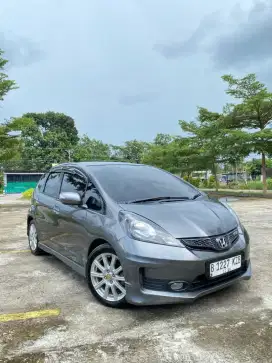 Jual Cepat Mobil Honda Jazz 2013 MMC
Type RS Matic Lokasi Jogja