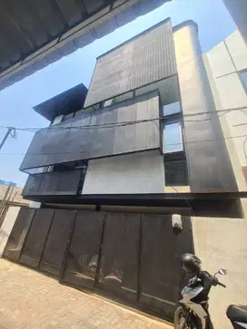 JUAL RUMAH DESIGN INDUSTRIAL MODERN DI SUNTER JAKARTA UTARA