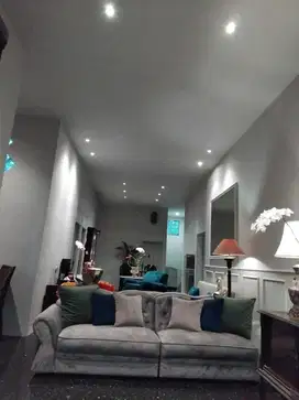 DIJUAL Rumah Mewah Semi Furnish Rungkut Harapan Surabaya Baru Renovasi