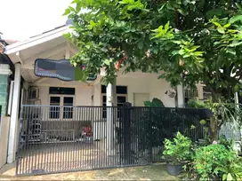 MURAH Rumah Luas 108 Kemang Pratama Kamar & Dapur Luas