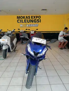 Yamaha R15 GP movie Star 2017