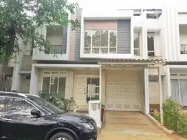 Rumah Gading Serpong 4KT di the spring