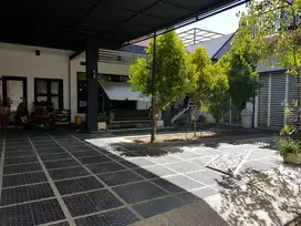 Jual Rumah Keren & Private di Jl. Kutisari Selaatan I Surabaya Selatan