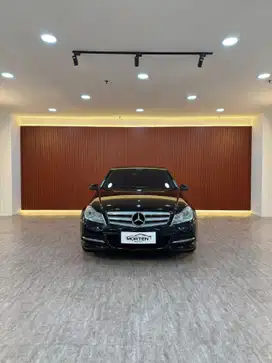 Mercedes Benz Mercy C200 CGI Facelift W204 2013