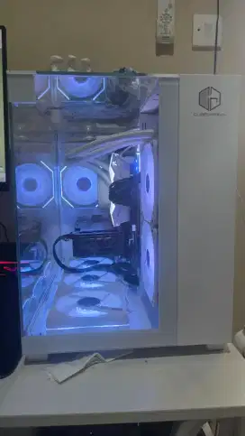 PC Gaming / Editing RYZEN 7 8700F + ASUS 4070 + RAM 32GB + SSD 1TB