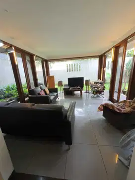 Dijual Rumah Lokasi Strategis Dan Bebas Banjir Daerah Pesanggrahan