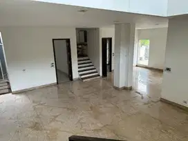 Permata Buana  Dijual Rumah Minimalis Huk  Asri Siap Huni