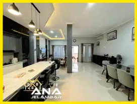 ANA RUMAH BAGUS SEMI FURNISHED UK 7.4X15M DI JELAMBAR rb