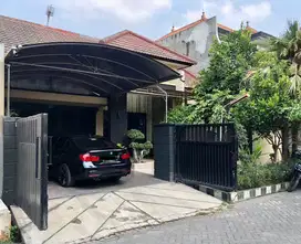 1652. Dijual Rumah Bagus di Gayungsari Surabaya