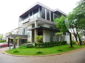 Rumah Baru, Mewah, Minimalis Modern, 2,5 Lt, Di Perum Green Cove BSD