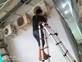 CUCI AC DAN SERVICE BERGARANSI