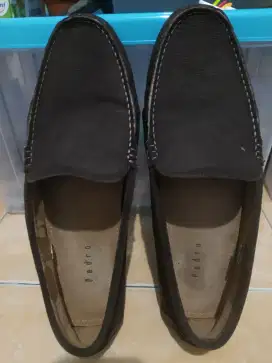 Sepatu kulit PEDRO
