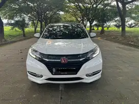 HRV Prestige 2016 CASH nego free velg 2 set siap pakai