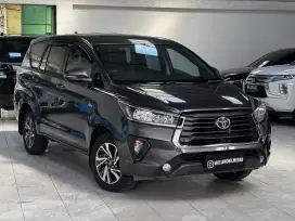 Toyota innovs reborn 2021 A/T 2.0