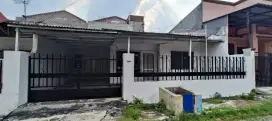 SEWA Rumah cocok untuk tempat tinggal /  usaha / Kantor