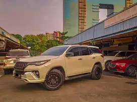 For Sell: Toyota Fortuner VRZ 4x2 Warna Putih 2016 mulus