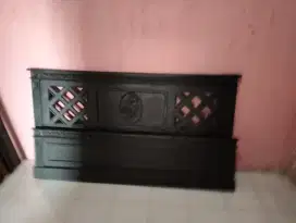 Tempat tidur besar
