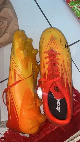 sepatu bola specs ls 3
