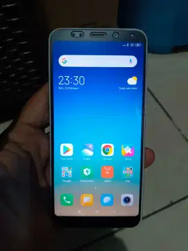 Xiaomi Redmi 5 Plus RAM 2/32GB Charger Mulus