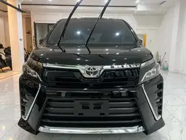 Toyota VOXY Dijual cepat (Nego)