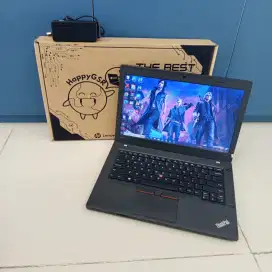 Laptpp lenovo i7gen7 Ram8gb SSD 256gb layar 14inch siap pakai garansi
