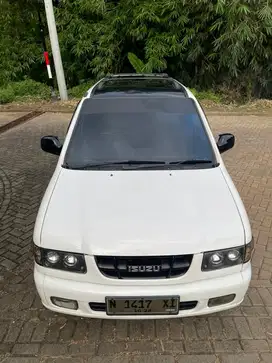Isuzu Panther LS 2001123