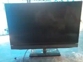 Dijual TV LED  merk Toshiba  32  type  PU 200 EJ