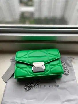 Tas Wanita Charles & Keith Green