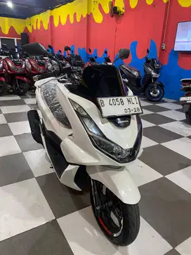 ( DP 750 rb ) PCX 160 CBS 2023 KTP Daerah & Rumah Sewa Bisa