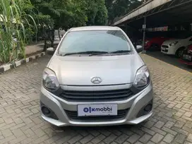 TDP Rendah Daihatsu Ayla 1.0 D Bensin-MT 2022 Hitam CFAOF
