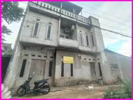 Rumah SHM Lantai 3 di Kranggan Jatisampurna