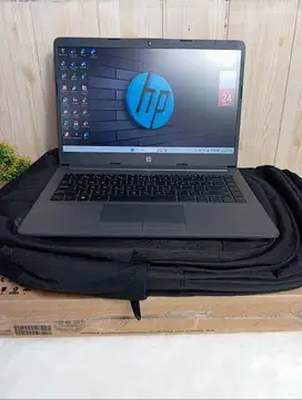 Laptop Mulus Like New, Hp 245 G8 | AMD Ryzen 5 5500U | RAM 8 GB SSD245