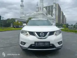 Xtrail 2.5  2014 Putih
