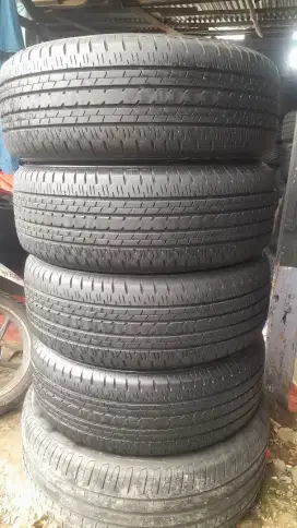 Ban Copotan venturer Bridgestoen turanza ER33 215/55 R17 90% 2022..4pc