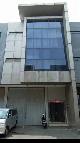 RUKO EX KANTOR BISA JADI GUDANG, KANTOR LOKASI DEKAT STASIUN MANGGARAI