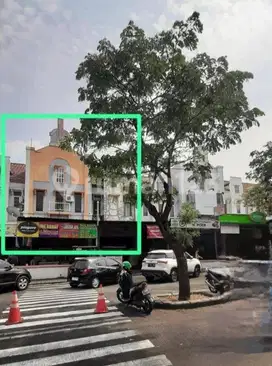 Ruko Nol jalan Raya Gwalk Citraland Surabaya sangat strategis kuliner