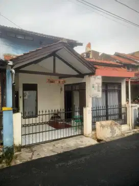 Jual cepat rumah puri cipageran indah 1 dkt pemkot alun2 cimahi