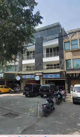 DIELLANG Ruko 3.5 lantai strategis mainroad di Jl. Holis